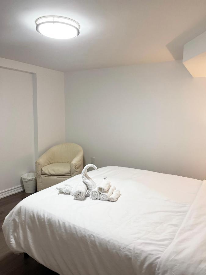 טורונטו Simple & Tidy Private Rooms מראה חיצוני תמונה