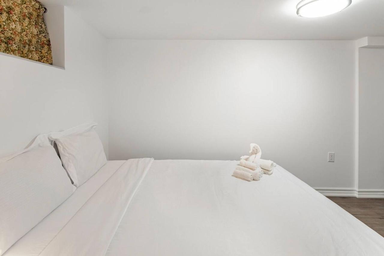 טורונטו Simple & Tidy Private Rooms מראה חיצוני תמונה