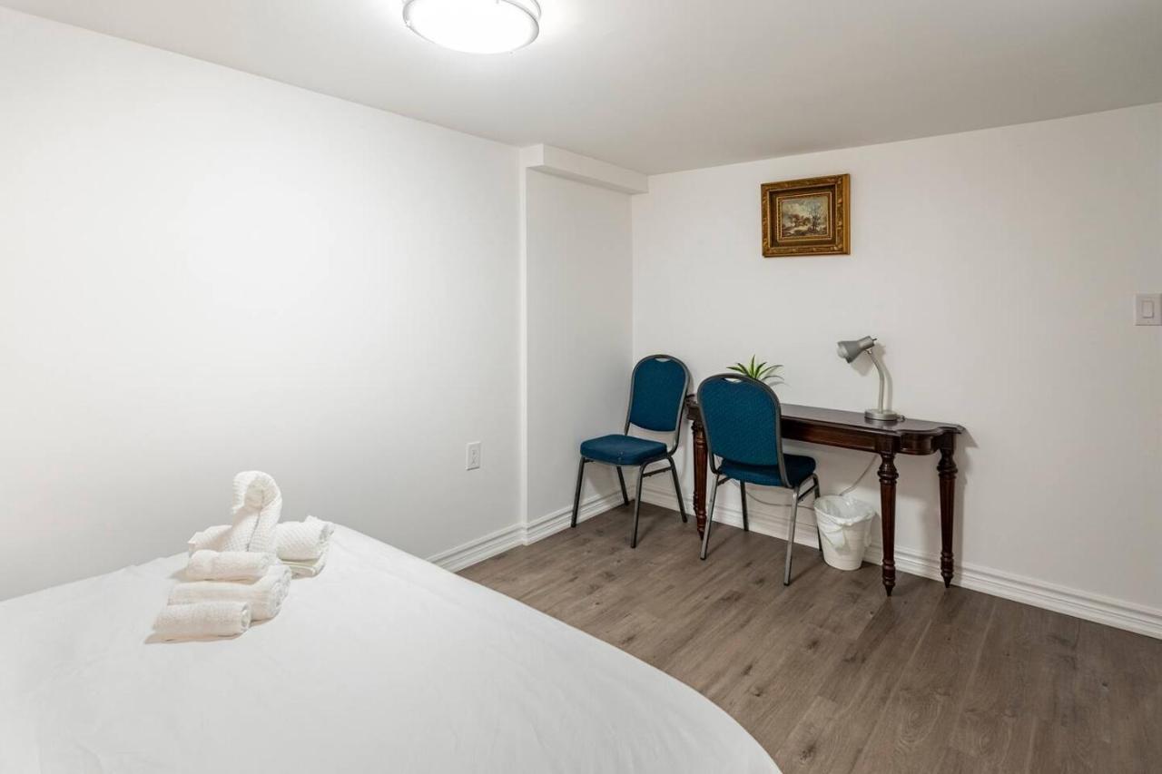 טורונטו Simple & Tidy Private Rooms מראה חיצוני תמונה