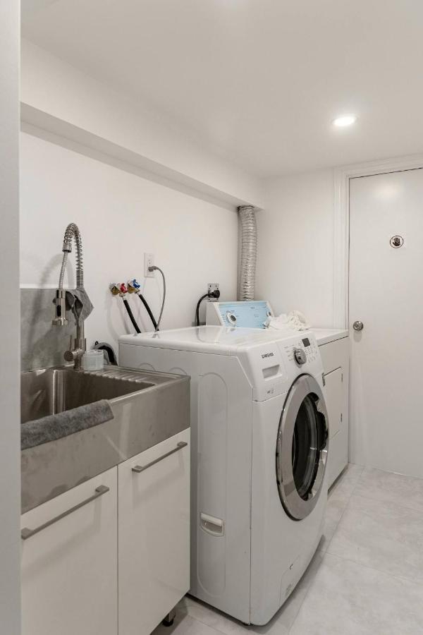 טורונטו Simple & Tidy Private Rooms מראה חיצוני תמונה